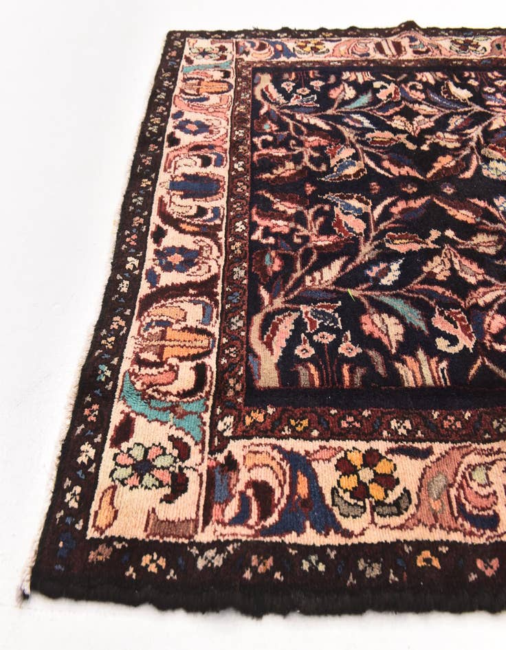 Detail image of 4' 5 x 9' 5  Hand Knotted Hamedan Persian Wool Runner Rug