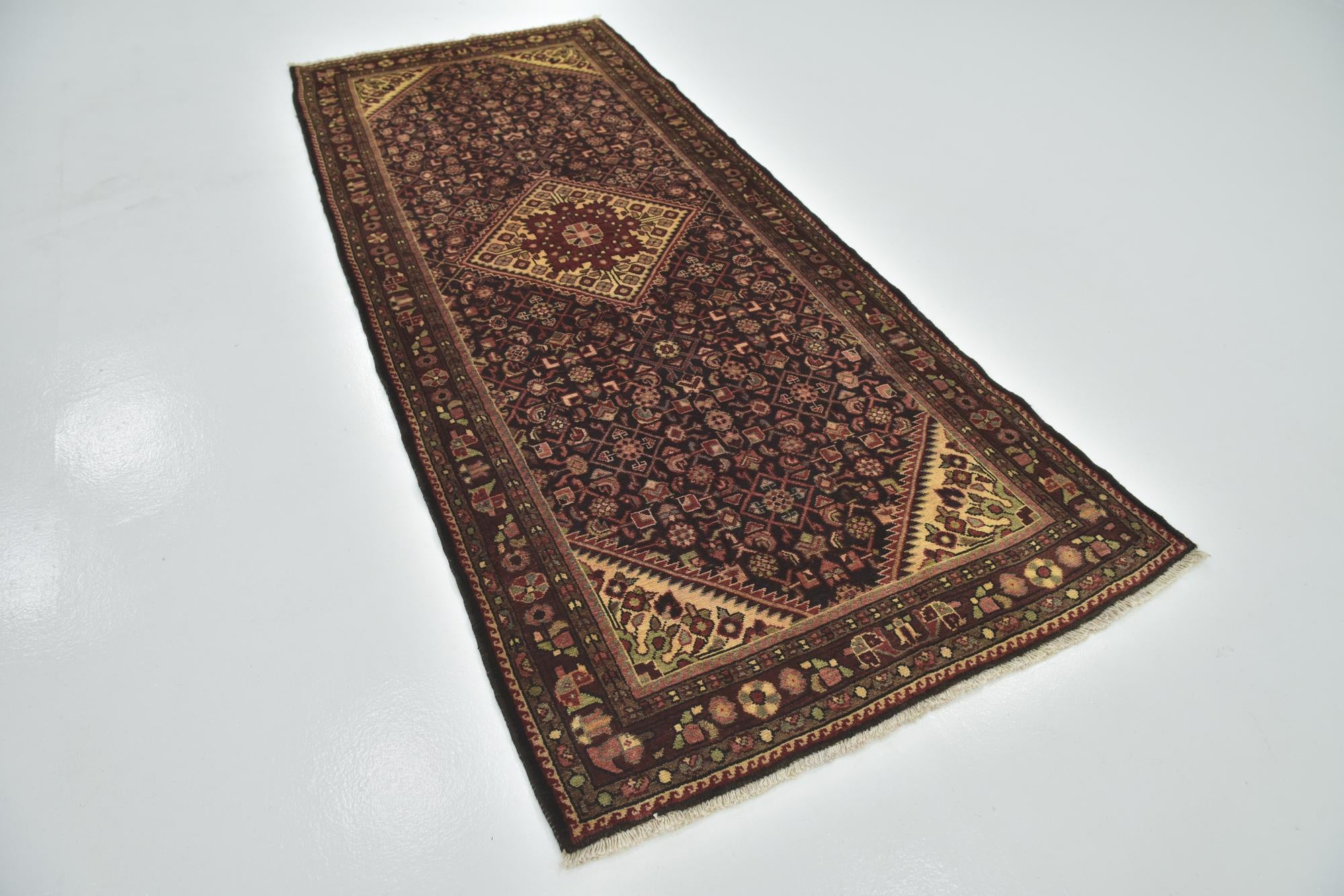4' x 9' 7 Hand Knotted Hossainabad Persian Wool Runner Rug