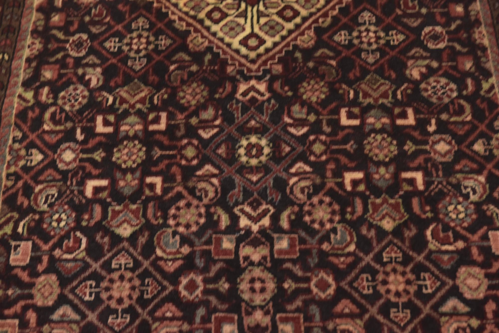 4' x 9' 7 Hand Knotted Hossainabad Persian Wool Runner Rug