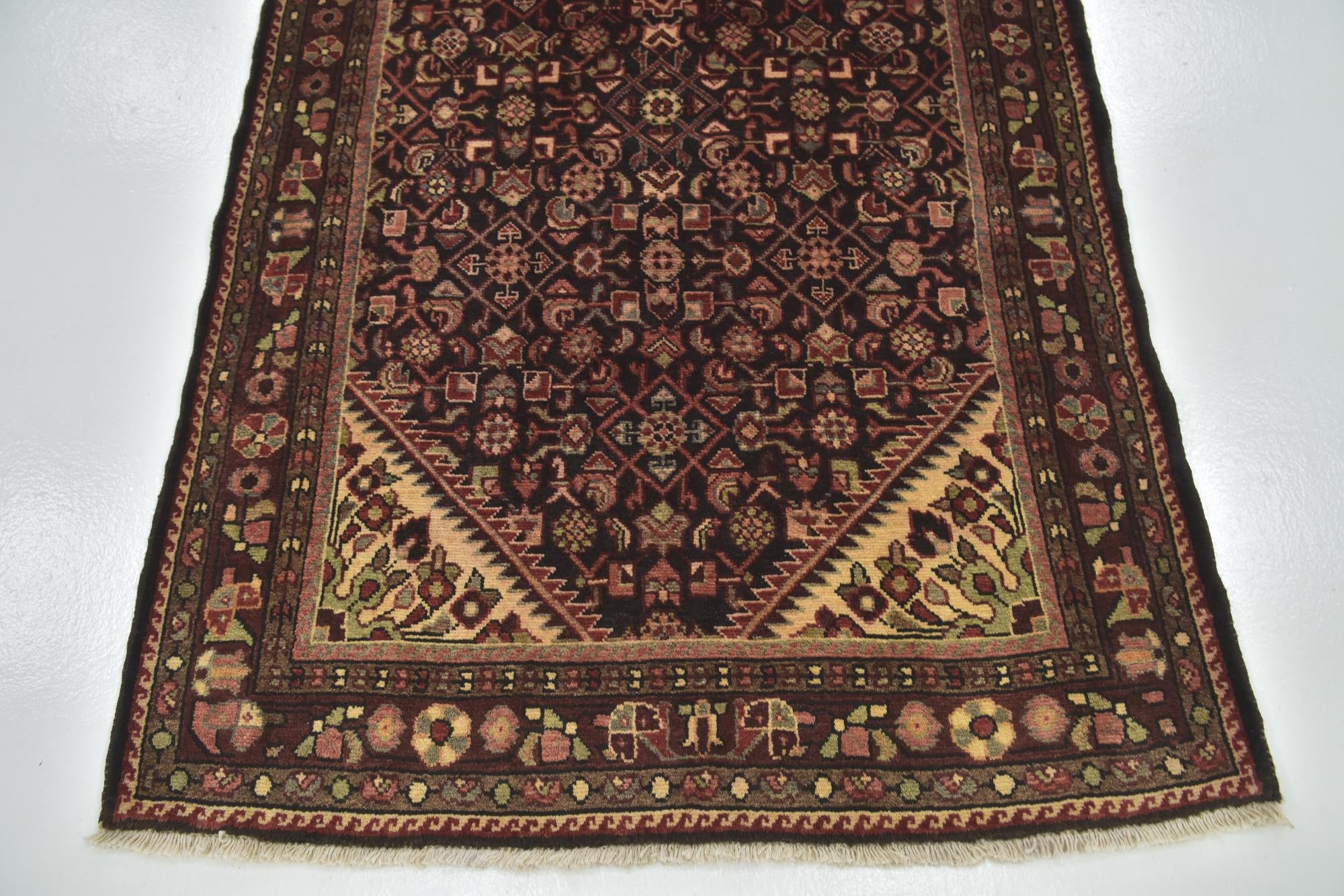 4' x 9' 7 Hand Knotted Hossainabad Persian Wool Runner Rug