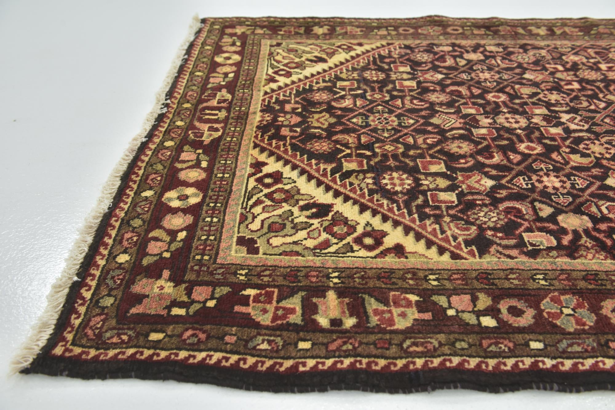 4' x 9' 7 Hand Knotted Hossainabad Persian Wool Runner Rug