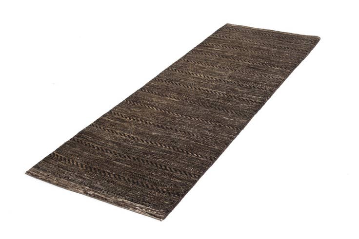 Detail image of 2' 7 x 8' Juma Wool Runner Rug