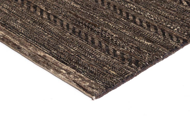 Detail image of 2' 7 x 8' Juma Wool Runner Rug