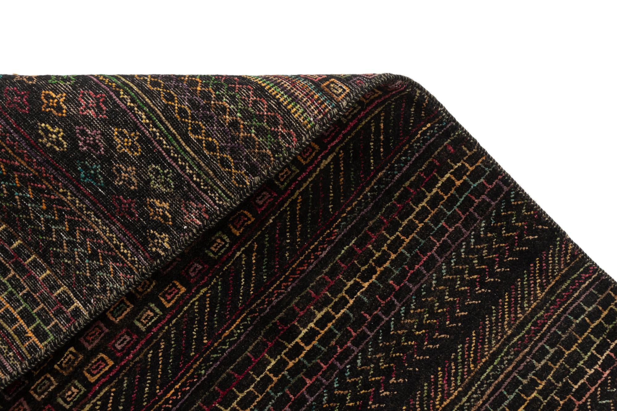 2' 7 x 12' Juma Runner Rug