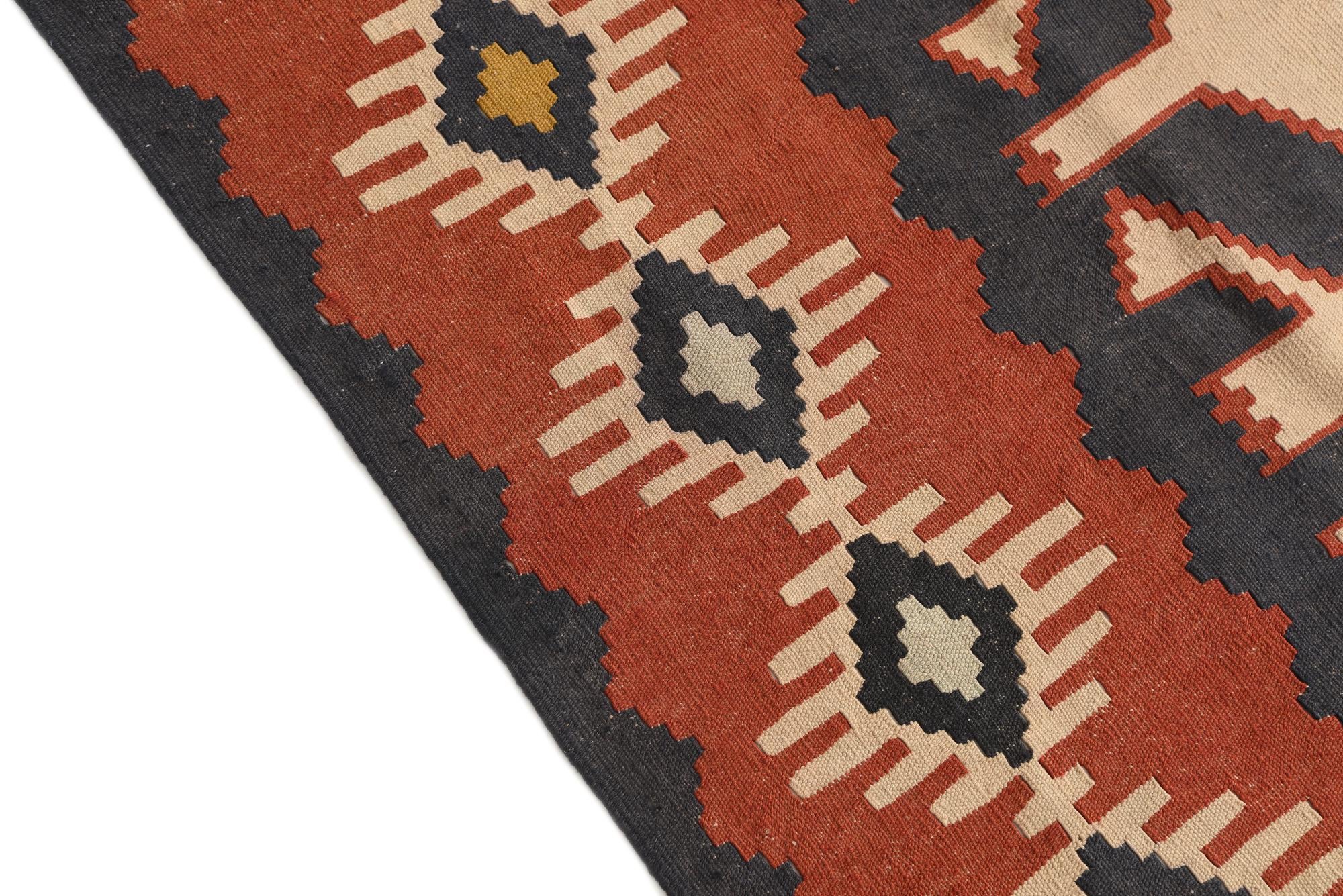 5' x 10' Hand Woven Kilim Afghan Wool Runner Rug
