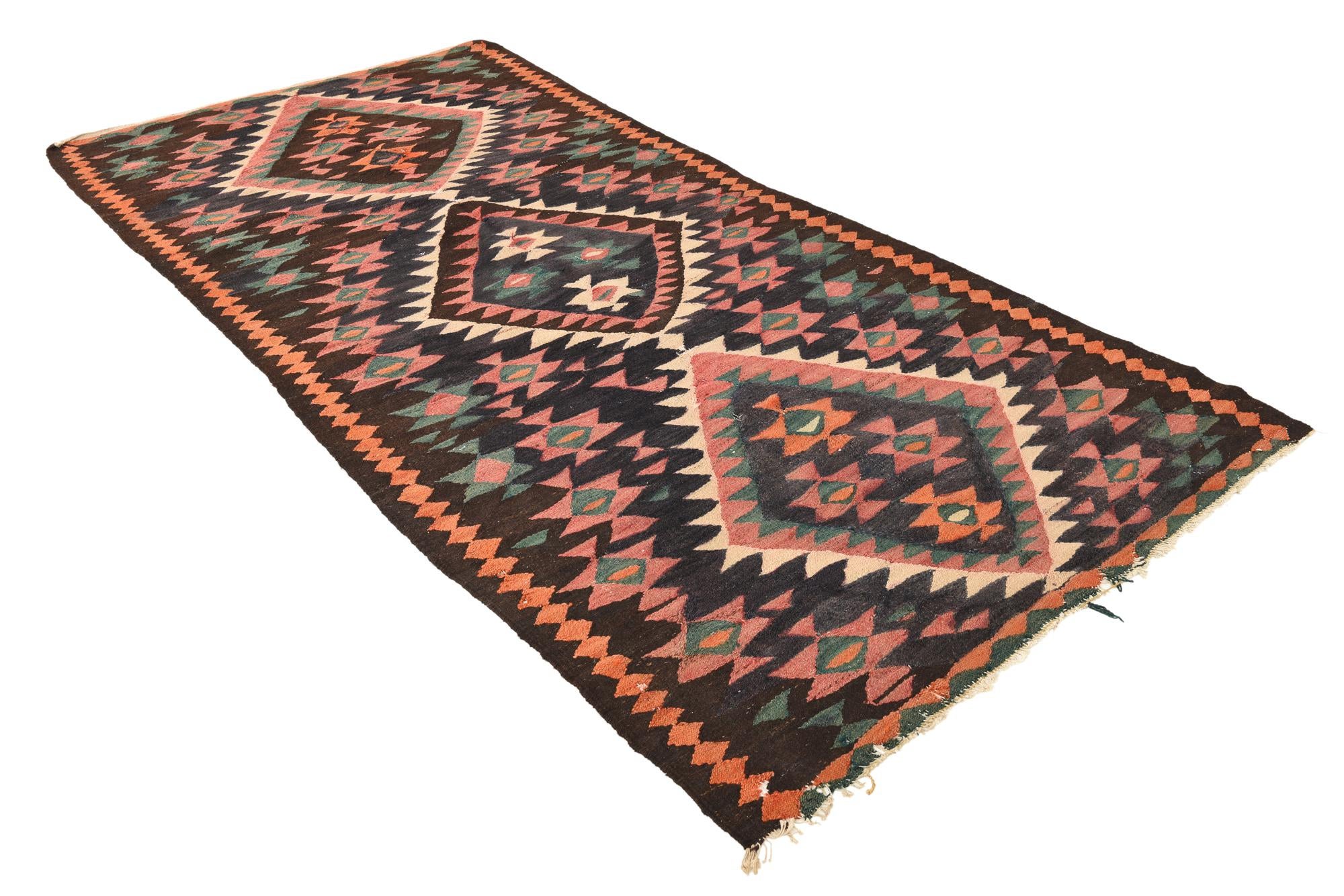 4' 7 x 9' 5 Hand Woven Kilim Fars Wool Runner Rug