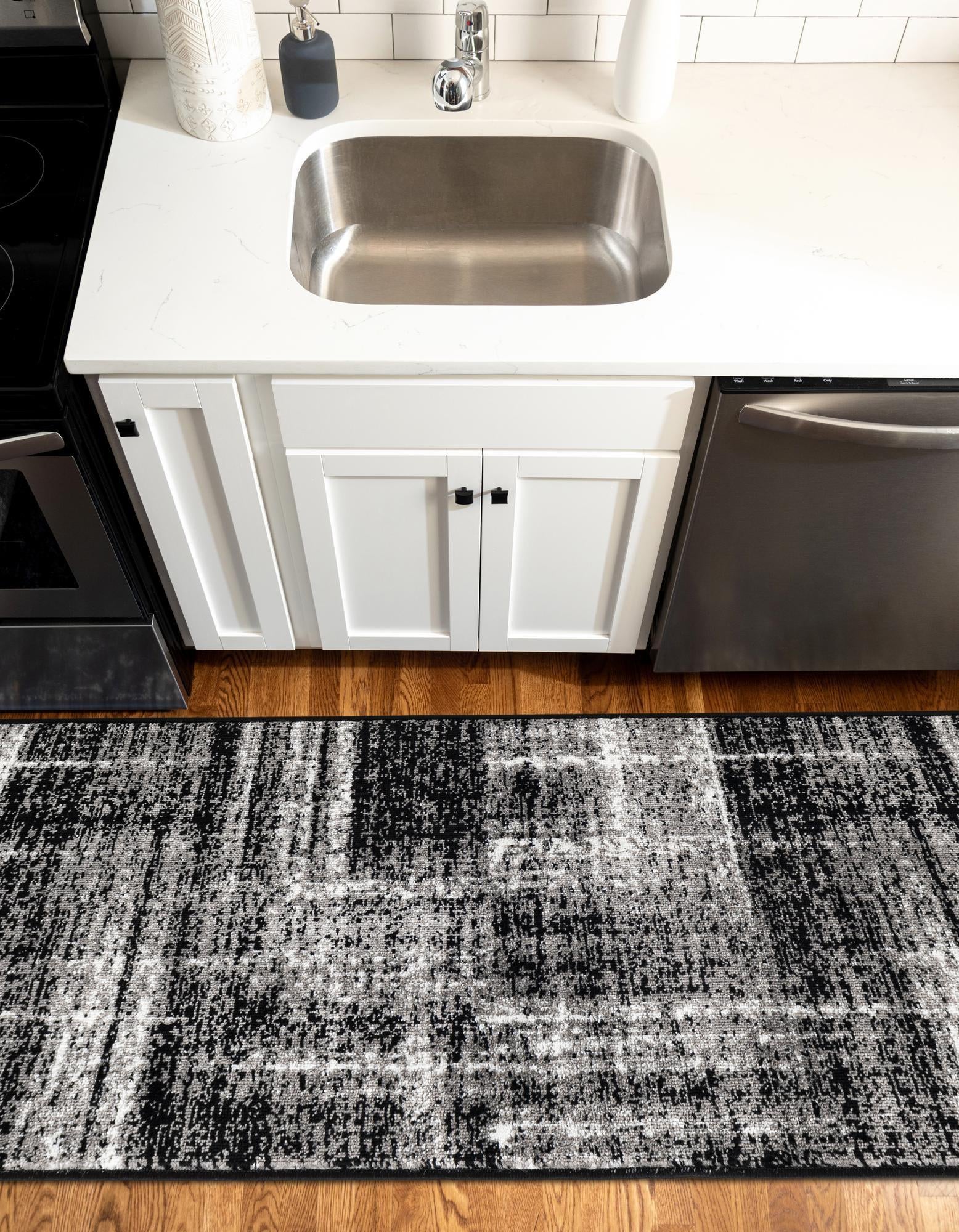 2' 7 x 10' Laguna Runner Rug