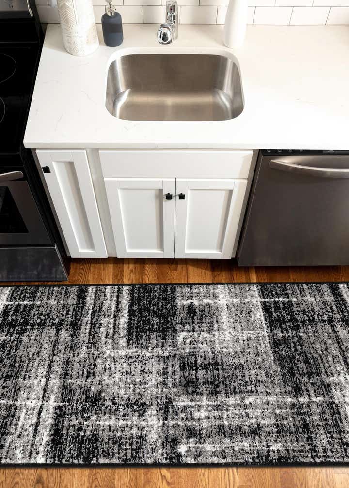 2' 7 x 10' Laguna Runner Rug