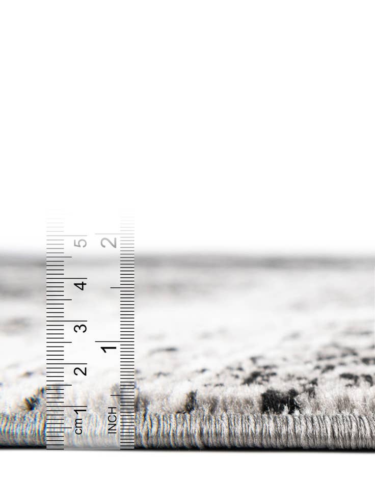 Detail image of 2' x 6' Laguna Runner Rug