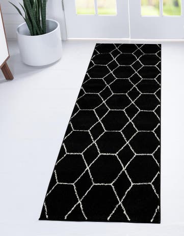2' x 6' Lattice Frieze Runner Rug