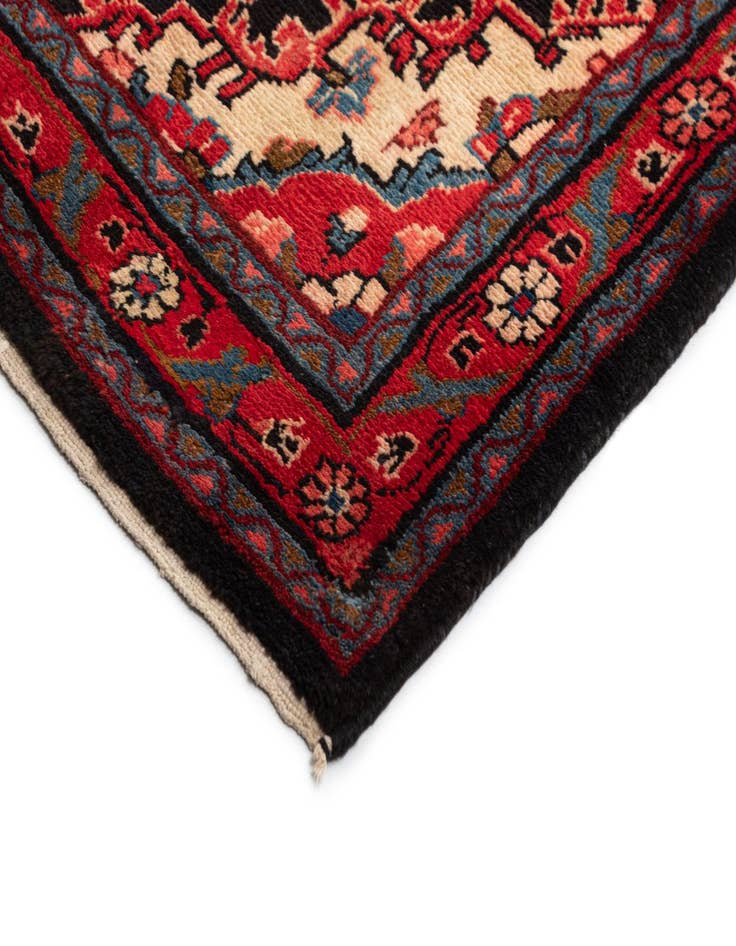 Detail image of 3' 5 x 13' 9 Mahal Wool Runner Rug