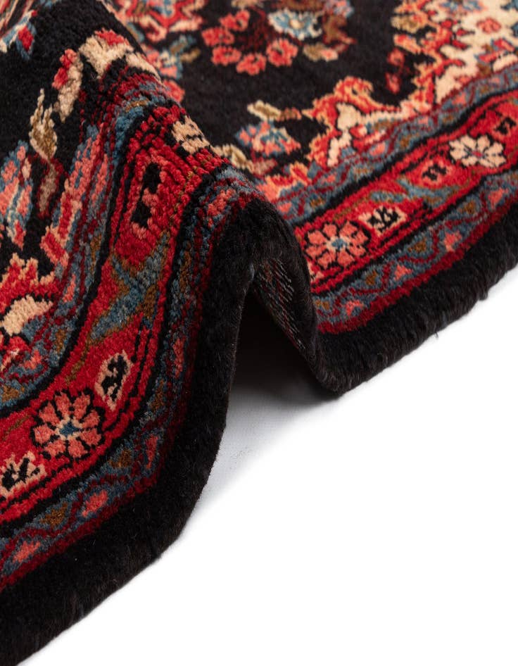 Detail image of 3' 5 x 13' 9 Mahal Wool Runner Rug