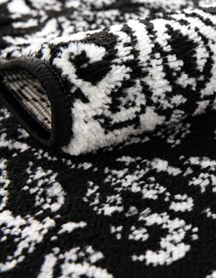 Detail image of 3' 3 x 16' 5 Monte Carlo Runner Rug