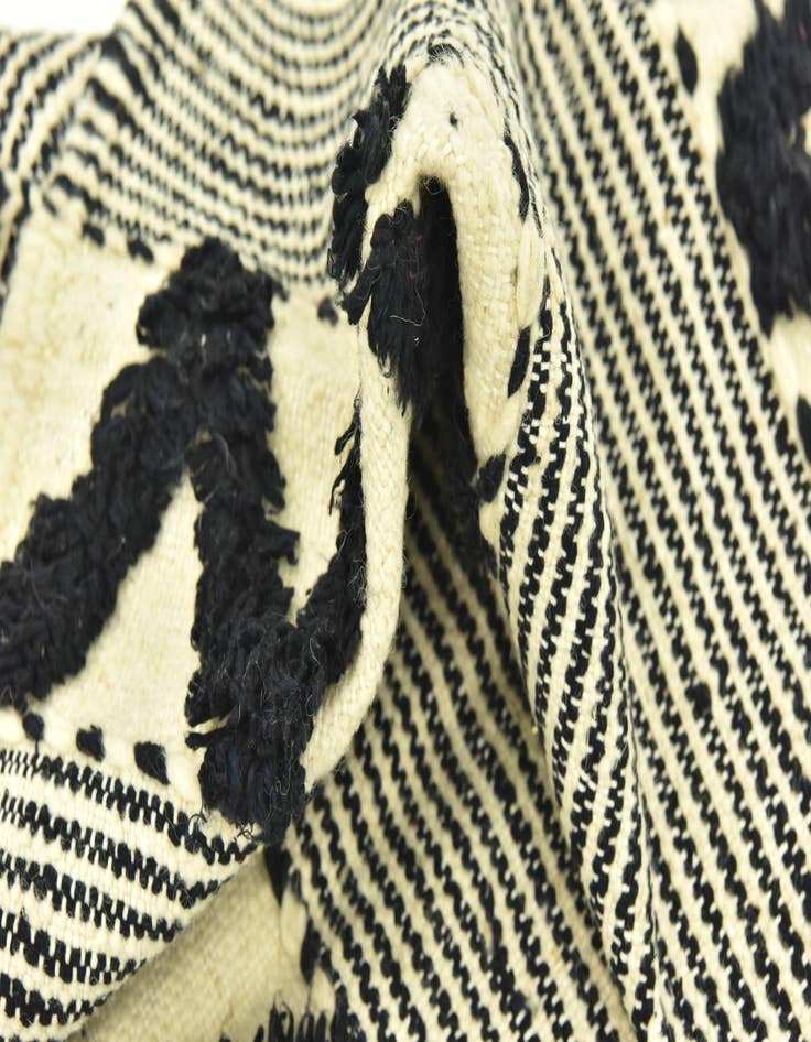 Detail image of 4' 5 x 8' 3  Hand Knotted Moroccan Wool Runner Rug