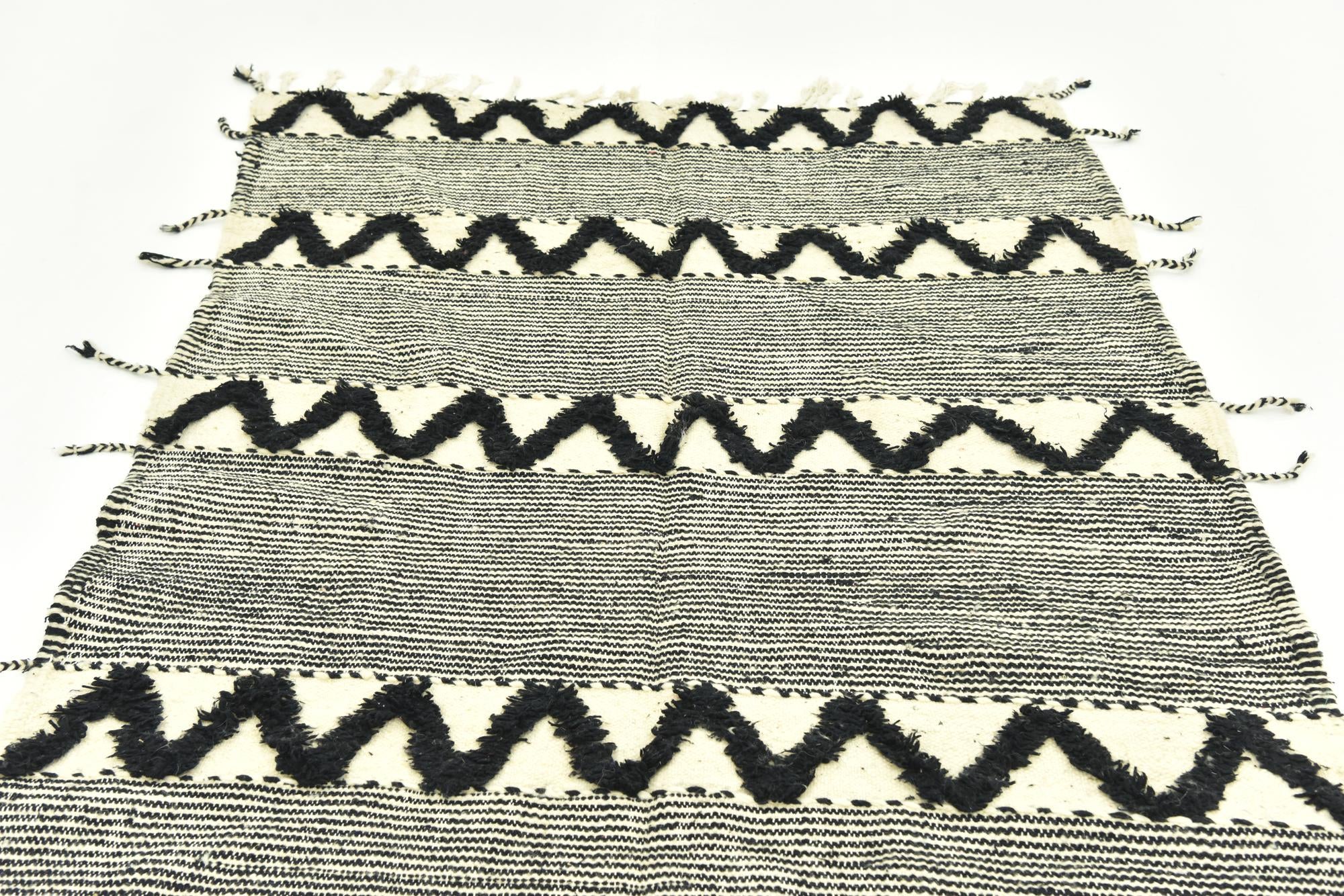 4' 5 x 8' 3 Hand Knotted Moroccan Wool Runner Rug