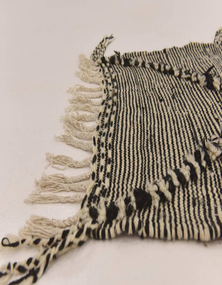 Detail image of 2' 7 x 9' 11  Hand Knotted Moroccan Wool Runner Rug