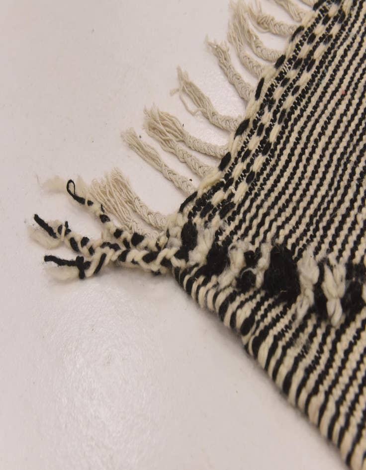 Detail image of 2' 7 x 9' 11  Hand Knotted Moroccan Wool Runner Rug