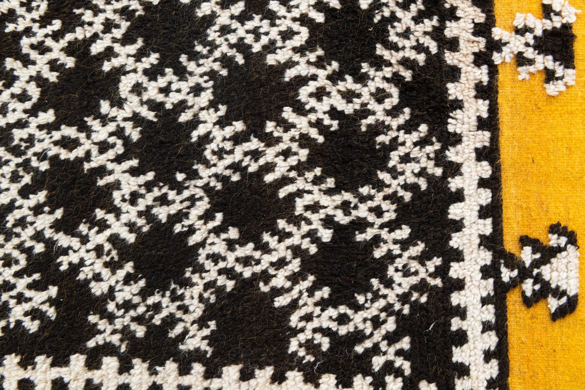 4' 6 x 7' 7 Hand Knotted Moroccan Oriental Wool Runner Rug