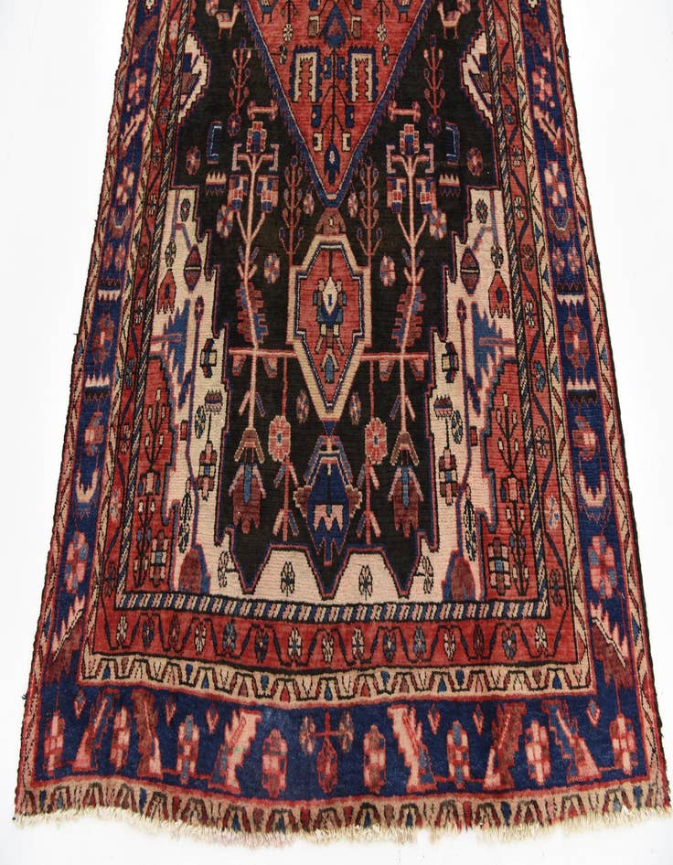 Detail image of 4' 11 x 10' 4  Hand Knotted Nahavand Persian Wool Runner Rug