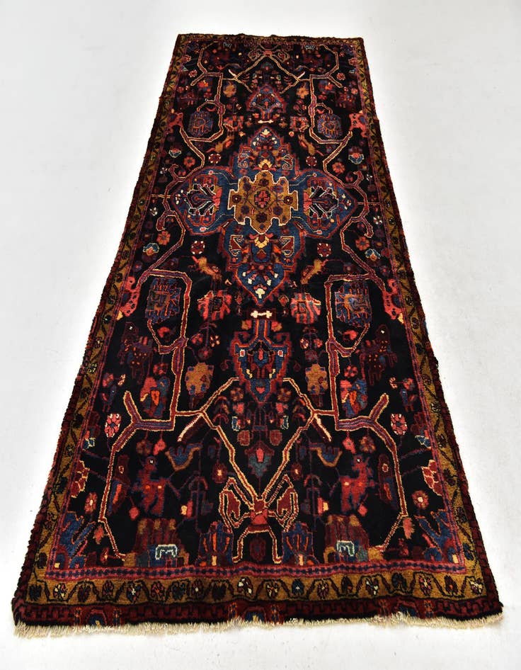 Detail image of 4' 6 x 9' Hand Knotted Nahavand Persian Wool Runner Rug