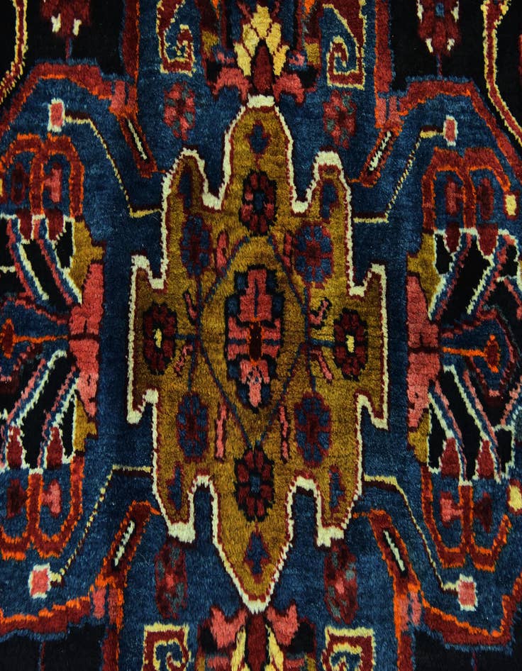 Detail image of 4' 6 x 9' Hand Knotted Nahavand Persian Wool Runner Rug