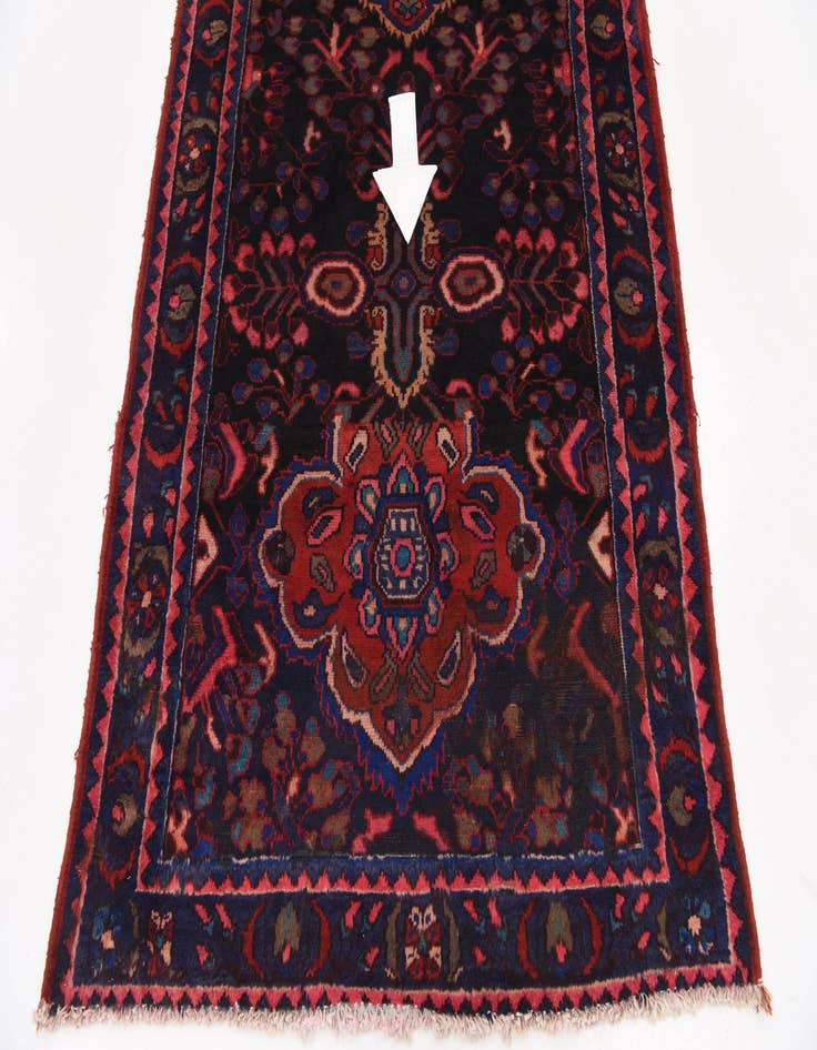 Detail image of 4' x 9' 8 Hand Knotted Nanaj Persian Wool Runner Rug