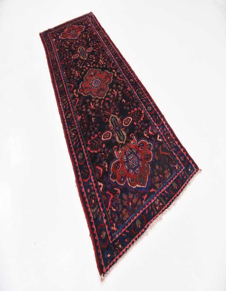 Detail image of 4' x 9' 8 Hand Knotted Nanaj Persian Wool Runner Rug