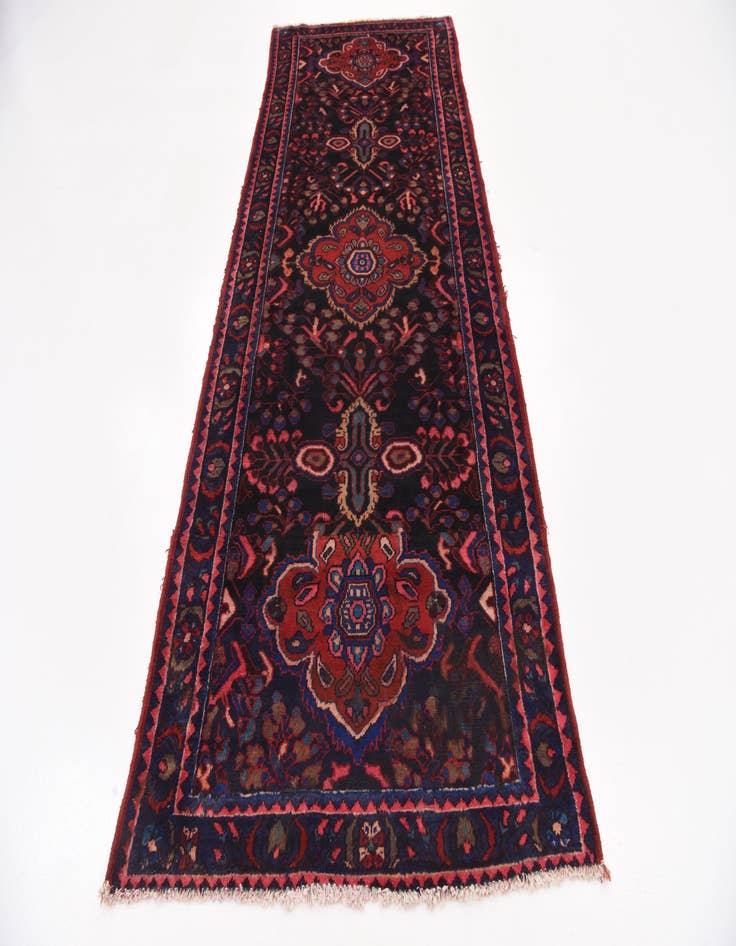 Detail image of 4' x 9' 8 Hand Knotted Nanaj Persian Wool Runner Rug