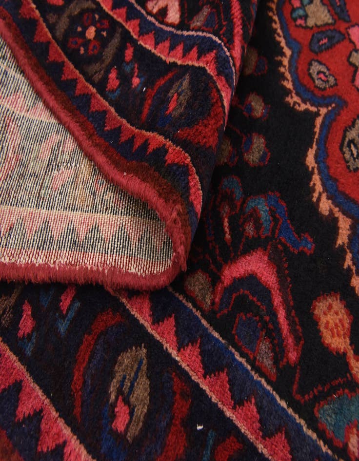 Detail image of 4' x 9' 8 Hand Knotted Nanaj Persian Wool Runner Rug