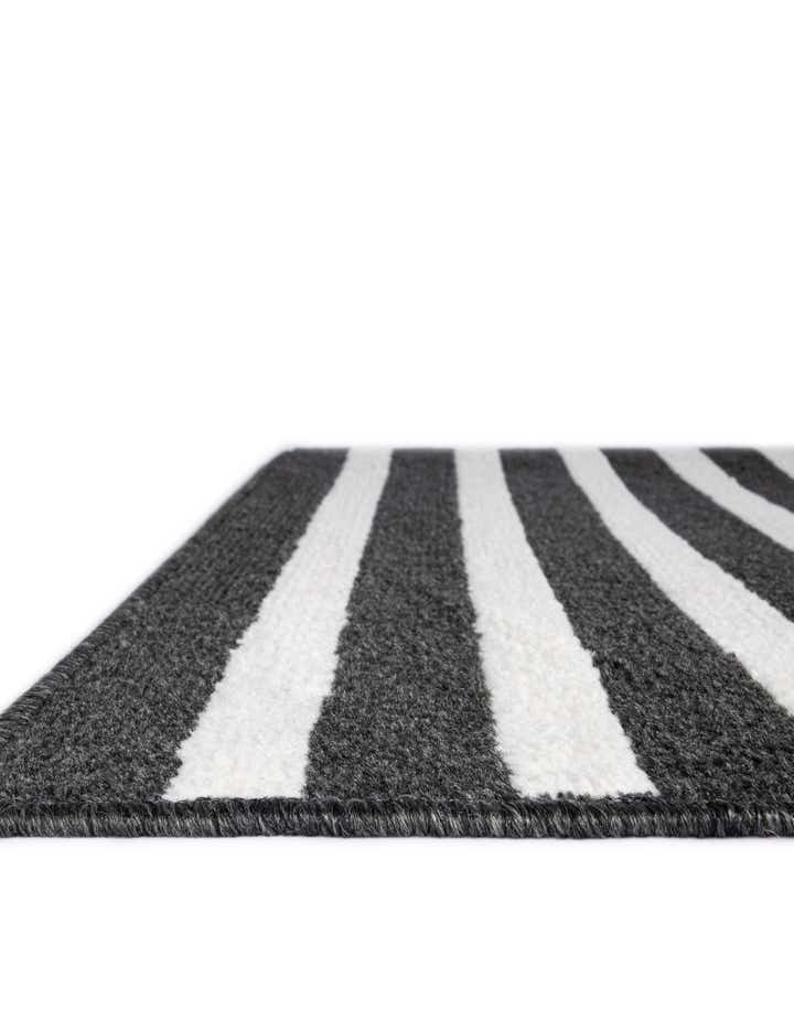 2' 7 x 10' Oslo Runner Rug