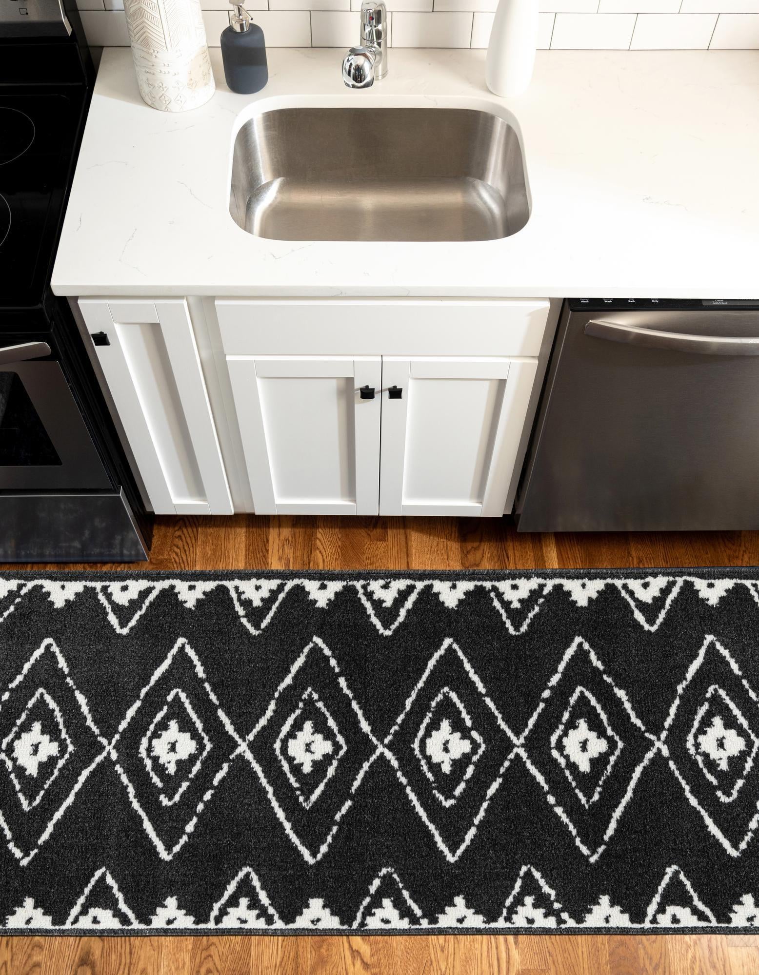 2' 7 x 12' Oslo Runner Rug