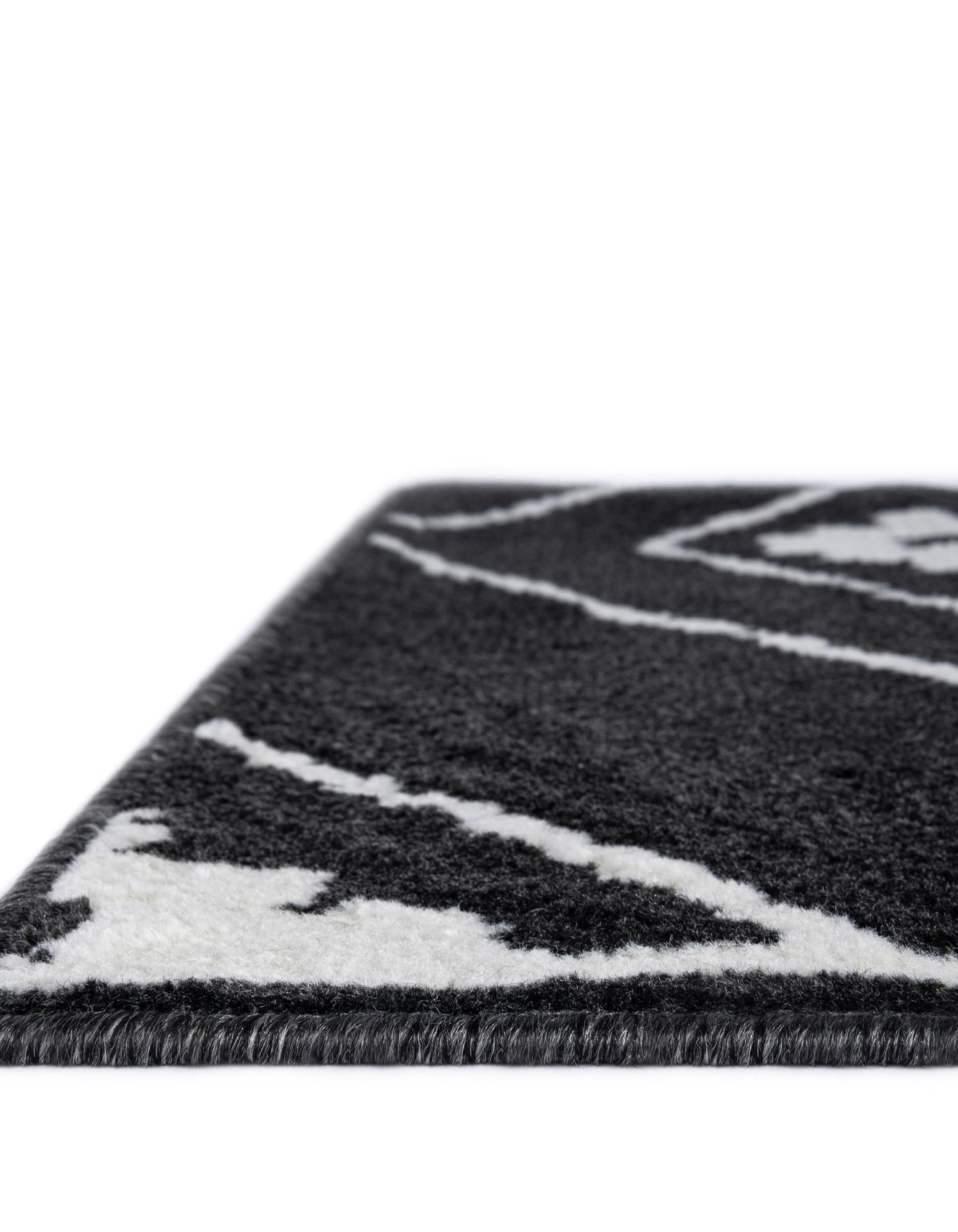 2' 7 x 12' Oslo Runner Rug