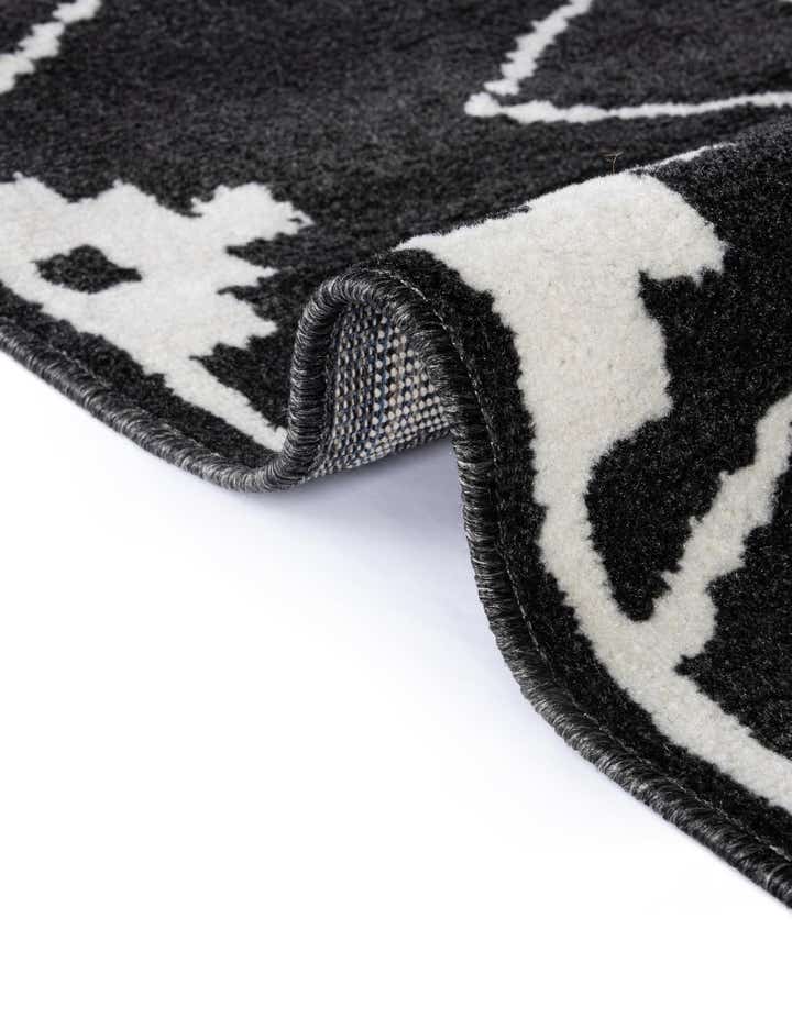 2' x 6' Oslo Runner Rug