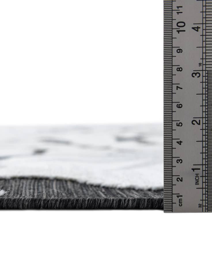 Detail image of 2' 2 x 5' 3 Easy-Clean Botanical Indoor / Outdoor Runner Rug