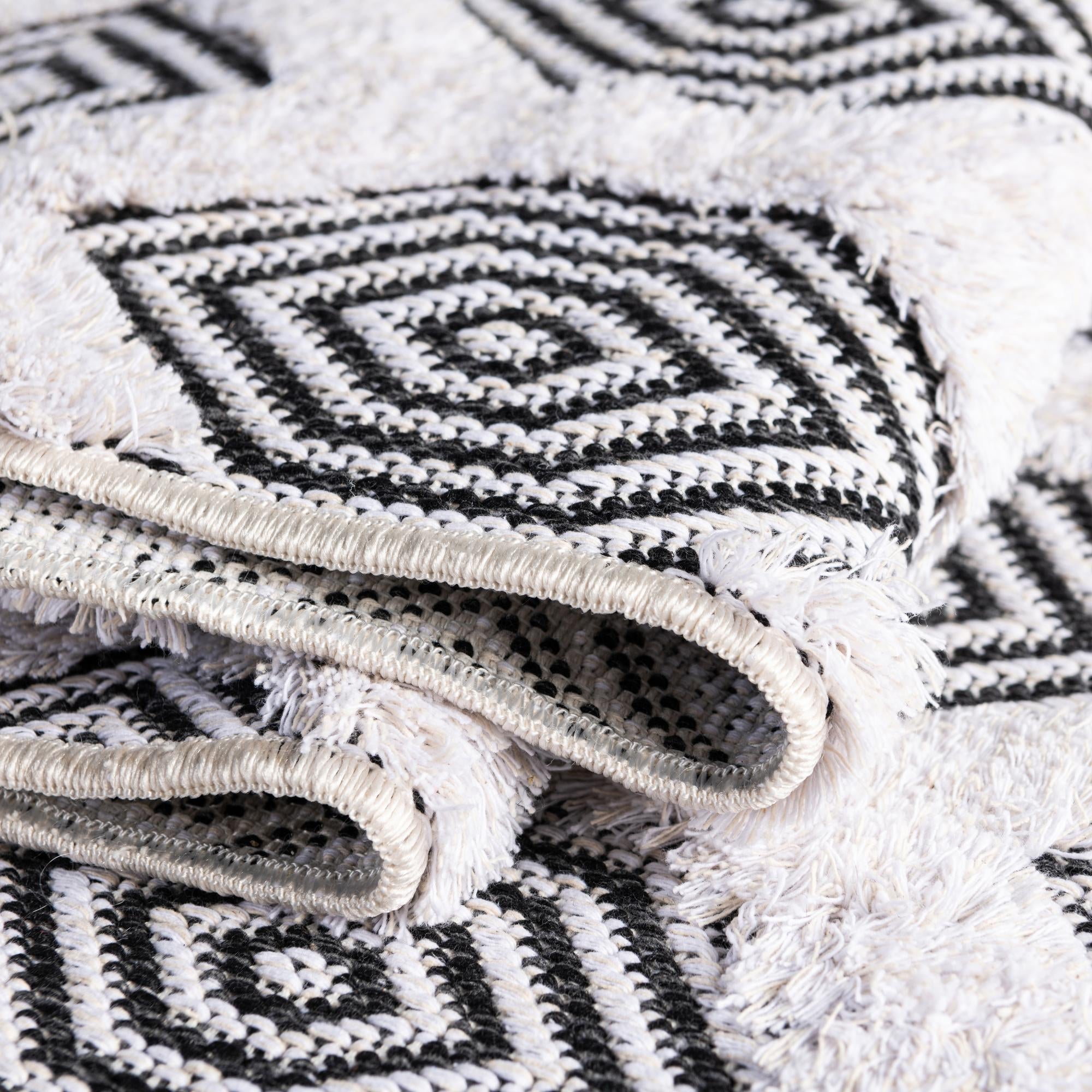 2' 3 x 8' Sabrina Soto Casa Havana Runner Rug