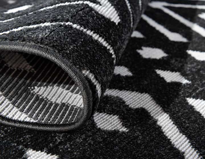 2' x 6' Easy-Clean Sabrina Soto Ella Indoor / Outdoor Runner Rug