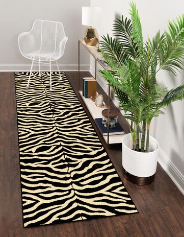 Black Savannah Runner Rug