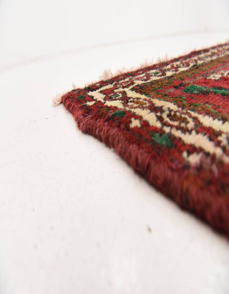 Detail image of 3' 4 x 9' 7 Hand Knotted Saveh Persian Wool Runner Rug