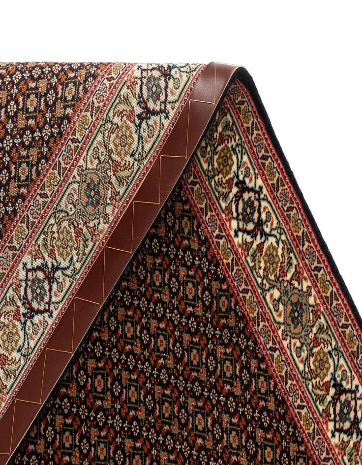 Detail image of 2' 9 x 6' 6 Tabriz Runner Rug