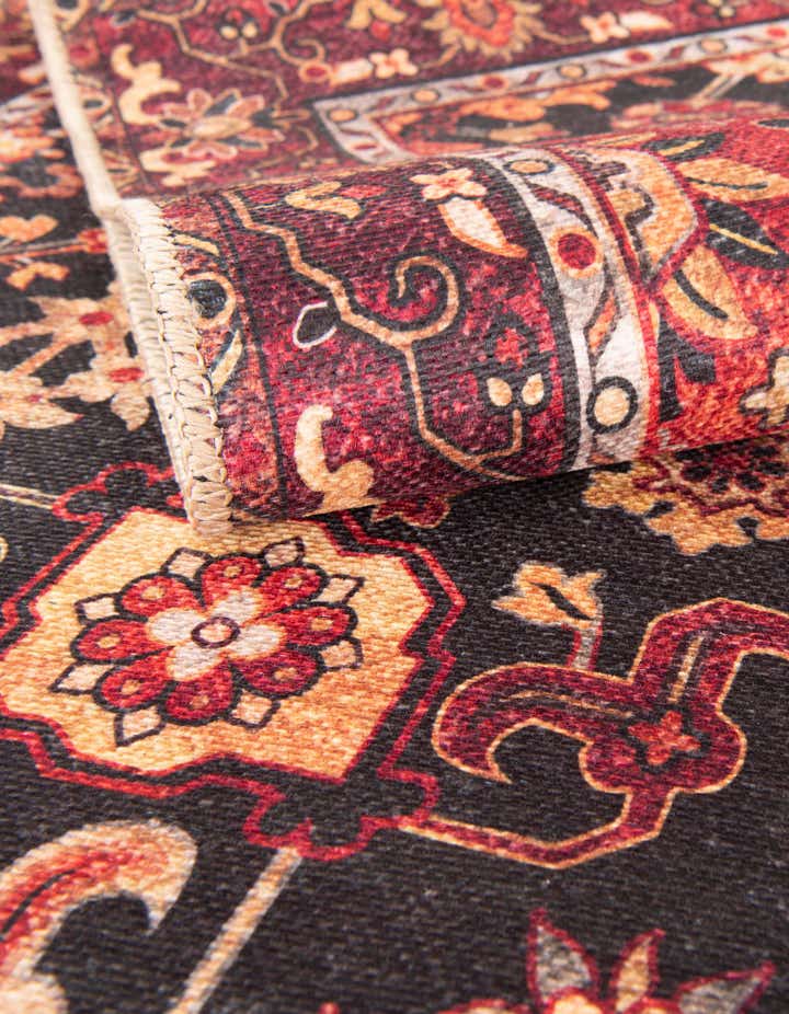 2' x 5' 1 Washable Timeless Runner Rug