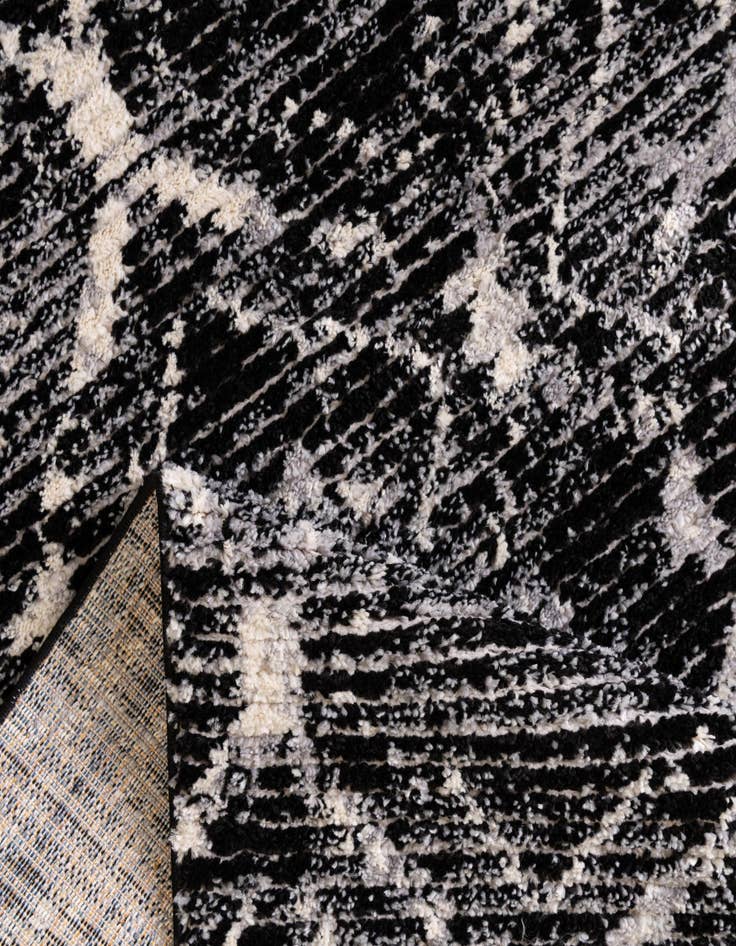 Detail image of 2' x 8' Tucson Runner Rug