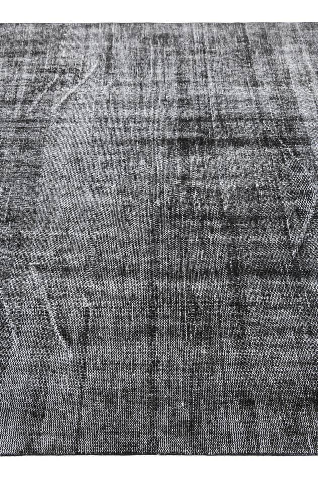 Detail image of 5' 5 x 9' 5 Ultra Vintage Wool Runner Rug
