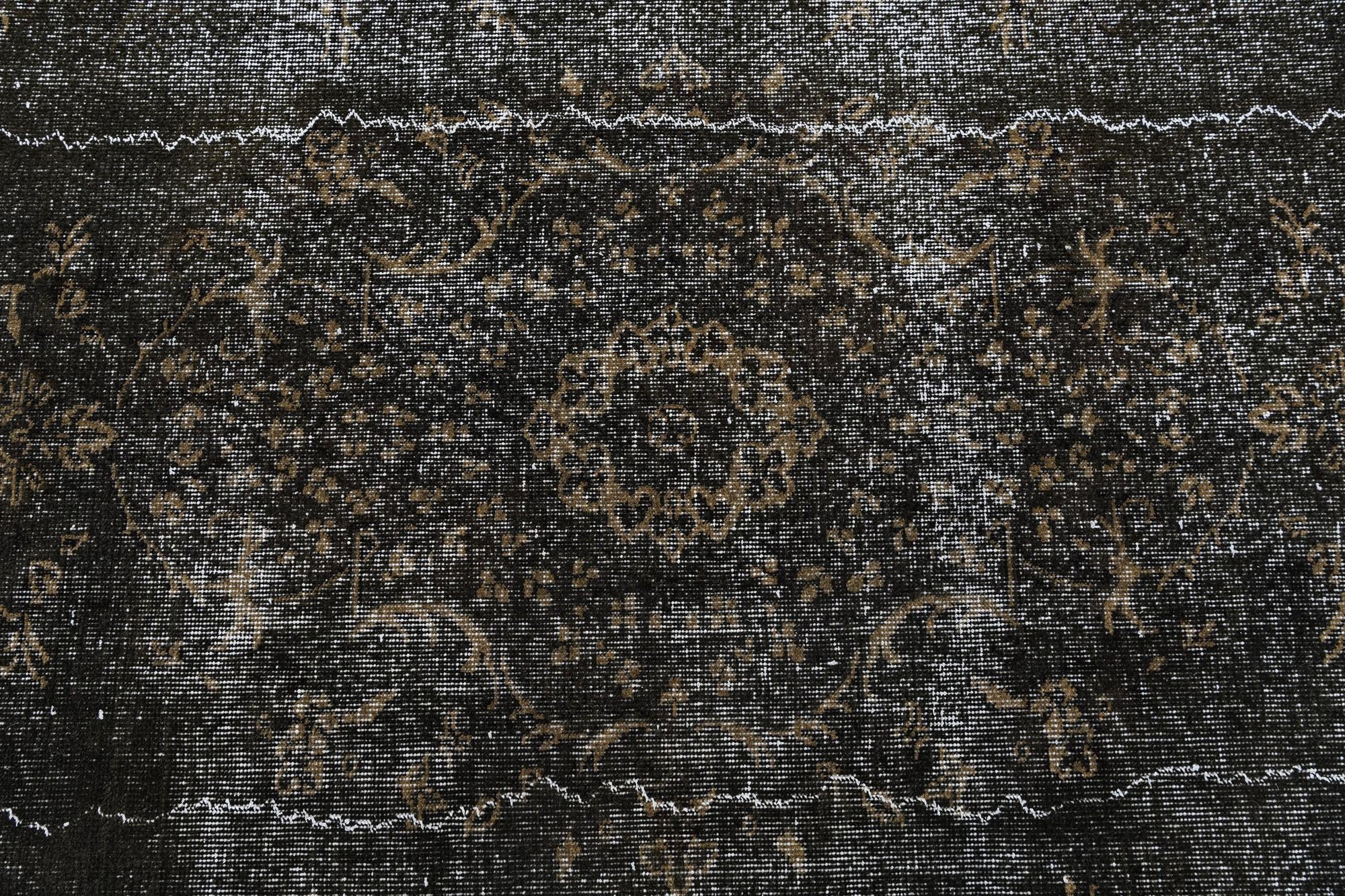6' 7 x 9' 10 Ultra Vintage Wool Runner Rug