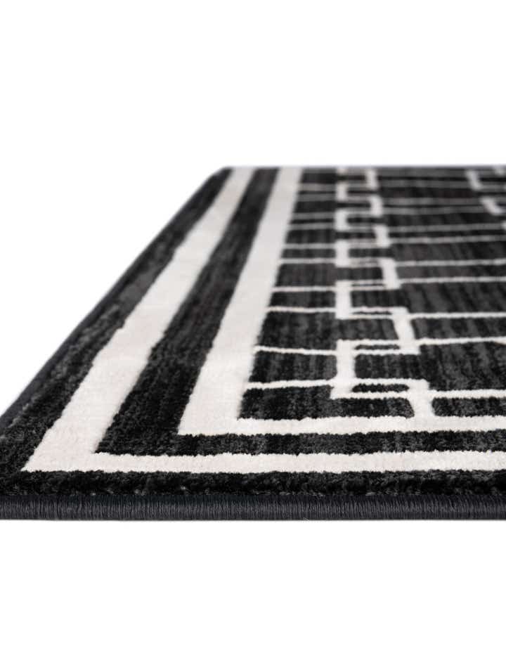 2' x 5' Metropolitan Uptown Runner Rug
