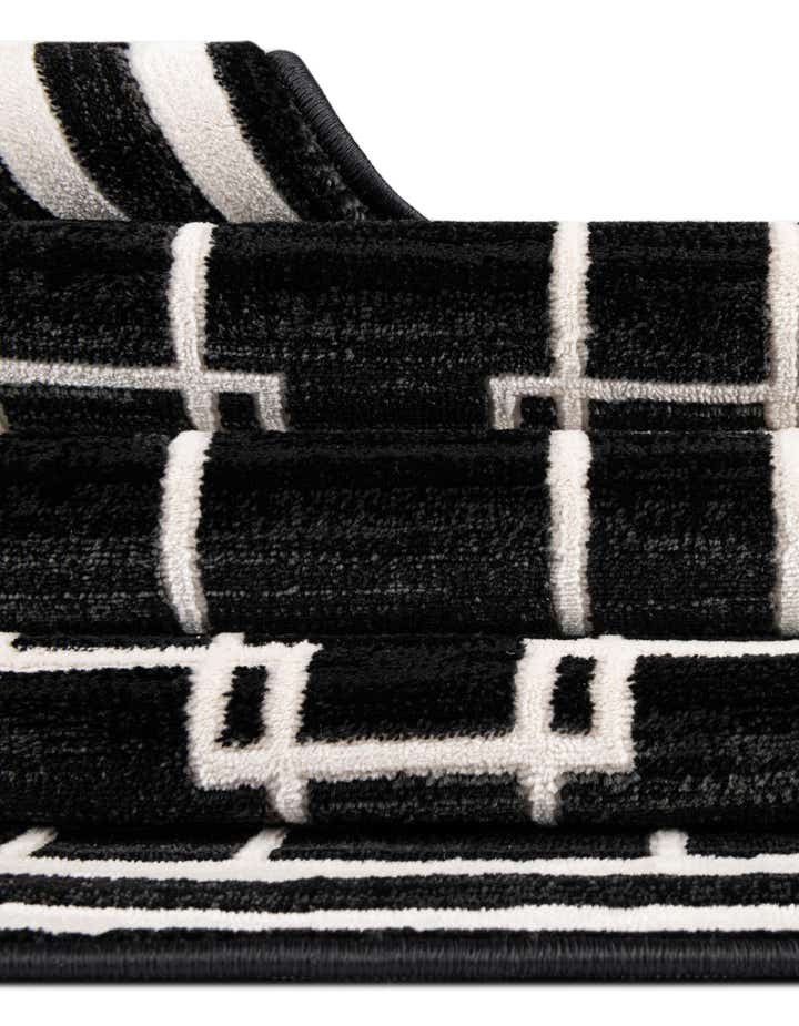 2' x 5' Metropolitan Uptown Runner Rug