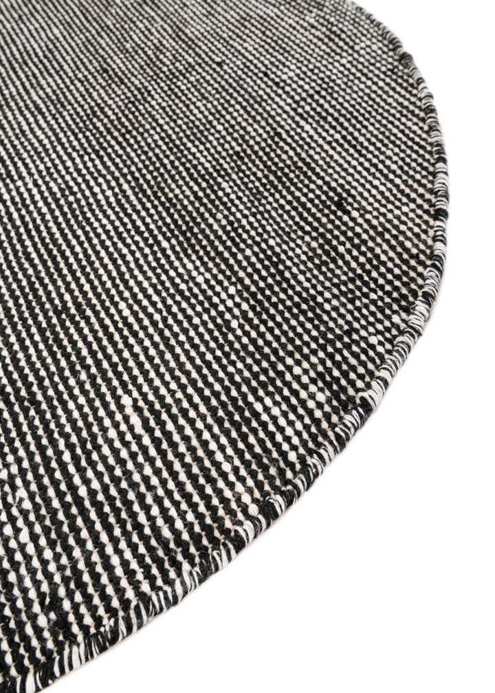 3' 3 x 3' 3 Easy-Clean Jill Zarin Palm Springs Indoor / Outdoor Round Rug