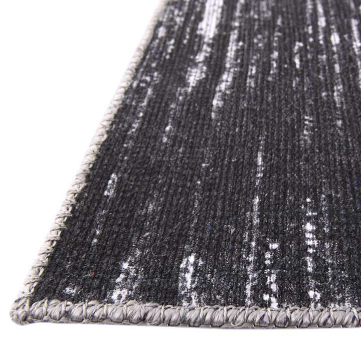 7' 7 x 7' 7 Asha Square Rug