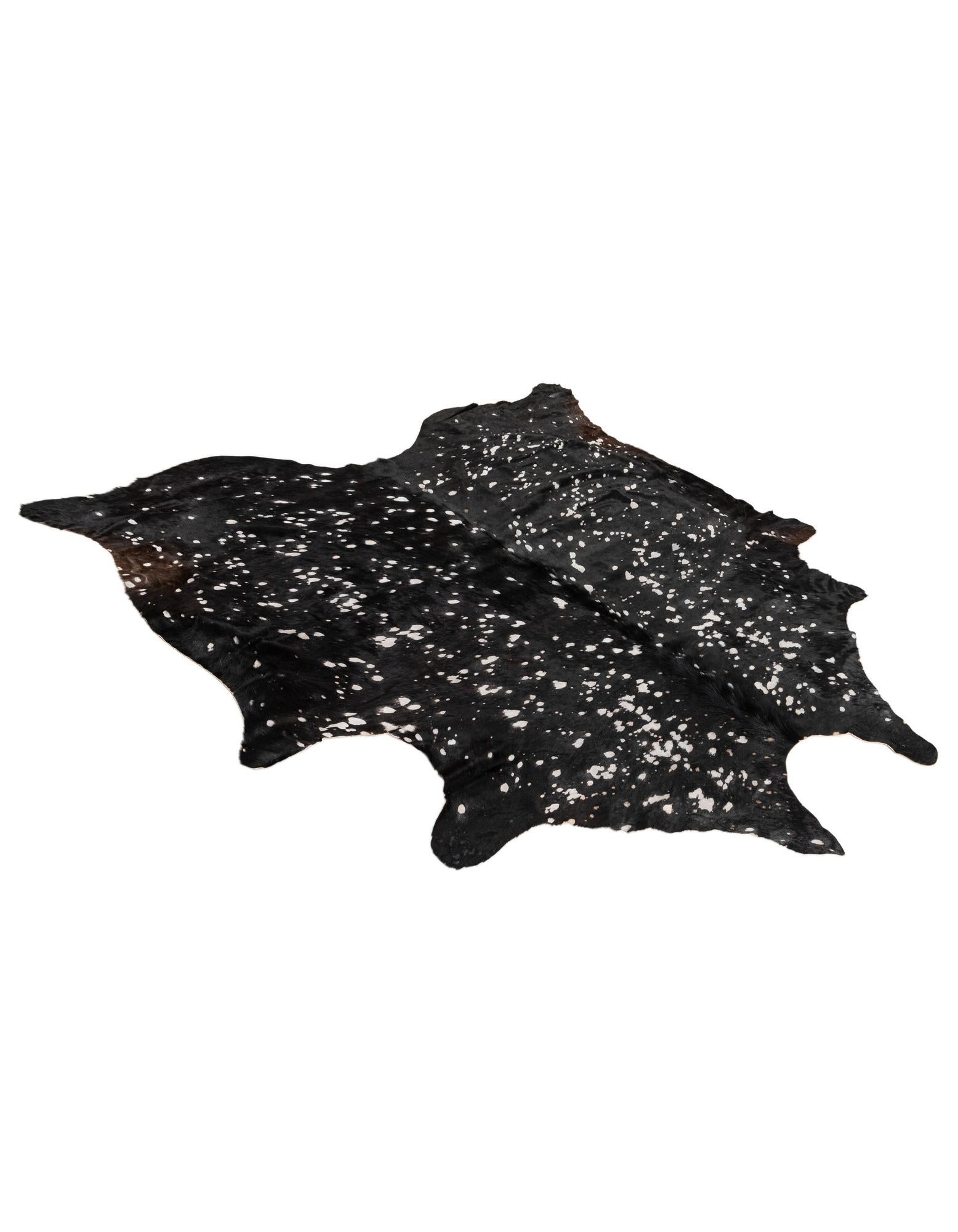 6' 8 x 6' 8 Cowhide Leather Square Rug