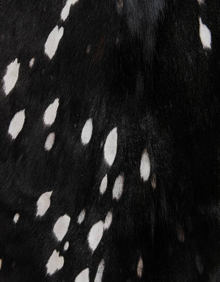 Detail image of 6' 8 x 6' 8 Cowhide Leather Square Rug