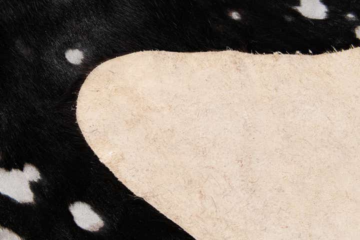 6' 8 x 6' 8 Cowhide Leather Square Rug